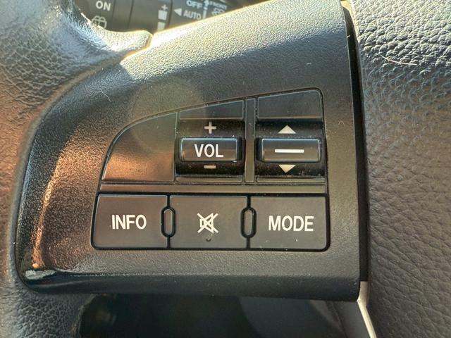 プレマシー ２０Ｓ－スカイアクティブ　パワースライドドア　社外ナビ　スマートキー　純正アルミ　ＨＩＤヘッドライト（23枚目）