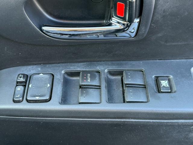 プレマシー ２０Ｓ－スカイアクティブ　パワースライドドア　社外ナビ　スマートキー　純正アルミ　ＨＩＤヘッドライト（24枚目）