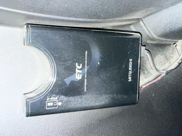 プレマシー ２０Ｓ－スカイアクティブ　パワースライドドア　社外ナビ　スマートキー　純正アルミ　ＨＩＤヘッドライト（26枚目）