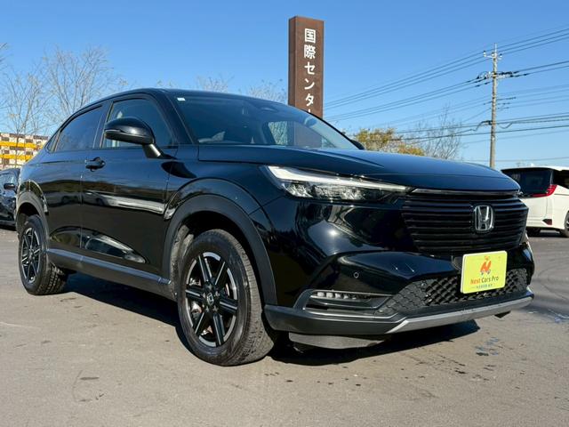 ヴェゼル Ｇ　純正９インチナビ　フルセグ　バックモニター　衝突軽減ブレーキ　前後方誤発進抑制　全車速追従クルーズコントロール　ＥＴＣ２．０　ワイヤレス充電　ＬＥＤヘッドライト（2枚目）