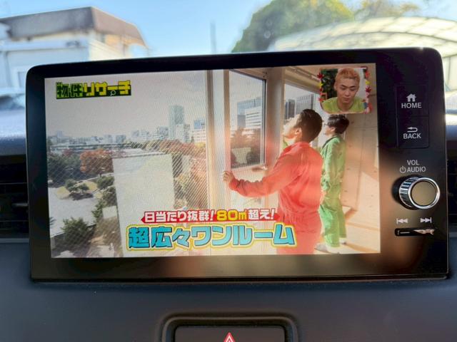 ヴェゼル Ｇ　純正９インチナビ　フルセグ　バックモニター　衝突軽減ブレーキ　前後方誤発進抑制　全車速追従クルーズコントロール　ＥＴＣ２．０　ワイヤレス充電　ＬＥＤヘッドライト（17枚目）