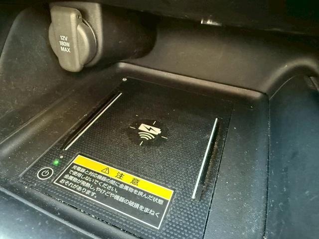 ヴェゼル Ｇ　純正９インチナビ　フルセグ　バックモニター　衝突軽減ブレーキ　前後方誤発進抑制　全車速追従クルーズコントロール　ＥＴＣ２．０　ワイヤレス充電　ＬＥＤヘッドライト（20枚目）