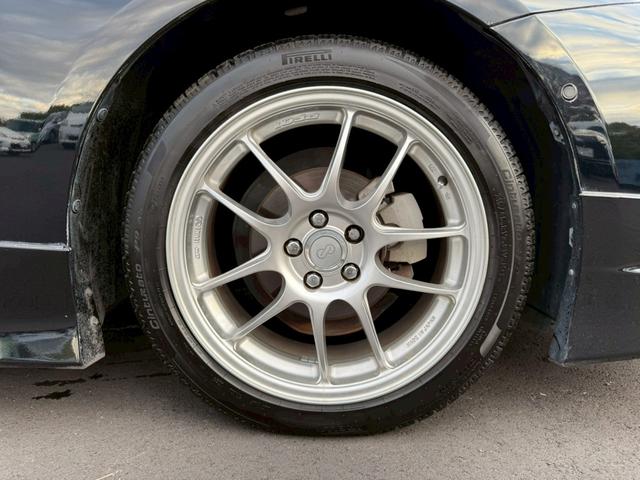 プリウス Ｓセーフティプラス　モデリスタエアロ　ＥＮＫＥＩ１７インチアルミ　純正９インチナビ　フルセグ　バックモニター　プリクラッシュ　レーダークルーズ　車線逸脱　インテリジェントクリソナ　インテリジェントパーク　サンルーフ（34枚目）