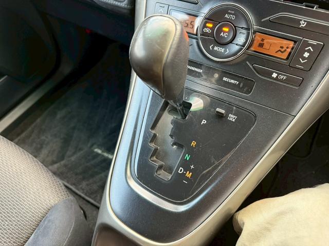 ブレイド ベースグレード ALPINEディスプレイオーディオ スマートキー プッシュスタート(24枚目)