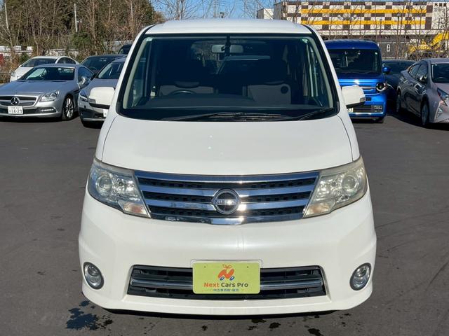 セレナ ハイウェイスター　Ｖセレクション　純正ナビＴＶ　バックモニター　スマートキー　ＥＴＣ　ＨＩＤヘッドライト　後席モニター（3枚目）