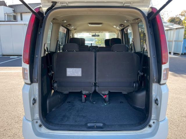 セレナ ハイウェイスター　Ｖセレクション　純正ナビＴＶ　バックモニター　スマートキー　ＥＴＣ　ＨＩＤヘッドライト　後席モニター（14枚目）