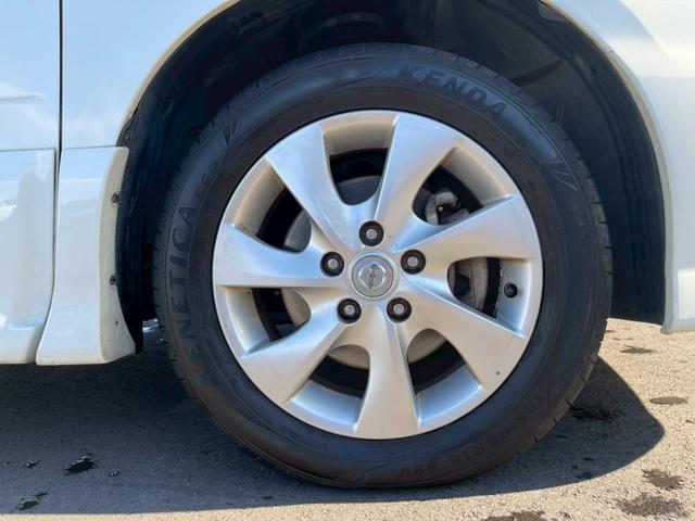 セレナ ハイウェイスター　Ｖセレクション　純正ナビＴＶ　バックモニター　スマートキー　ＥＴＣ　ＨＩＤヘッドライト　後席モニター（37枚目）