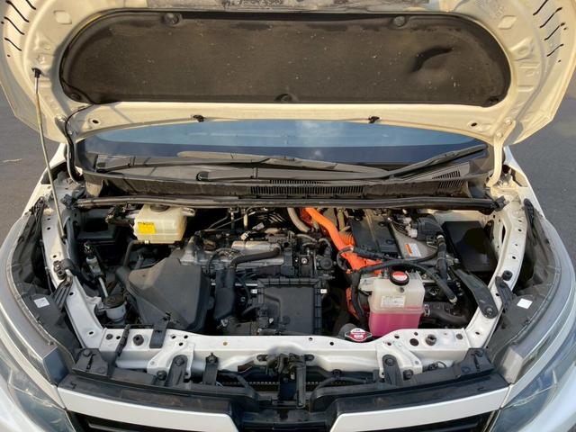 ヴォクシー ハイブリッドV 社外ナビ フルセグ 後席モニター 両側パワースライドドア クルーズコントロール LEDヘッドライト スマートキー プッシュスタート シートヒーター(35枚目)