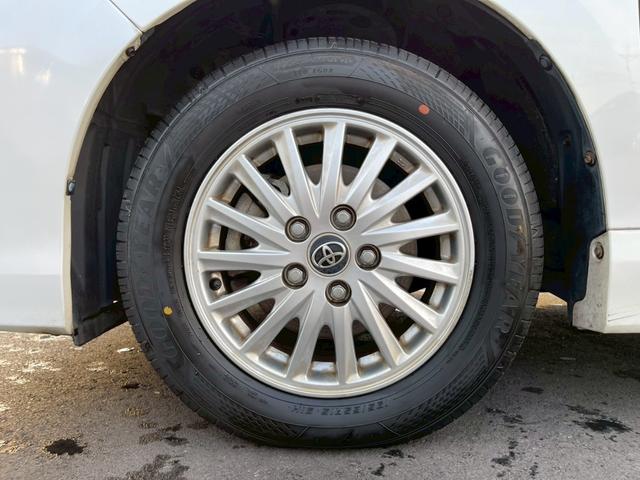 ヴォクシー ハイブリッドV 社外ナビ フルセグ 後席モニター 両側パワースライドドア クルーズコントロール LEDヘッドライト スマートキー プッシュスタート シートヒーター(39枚目)