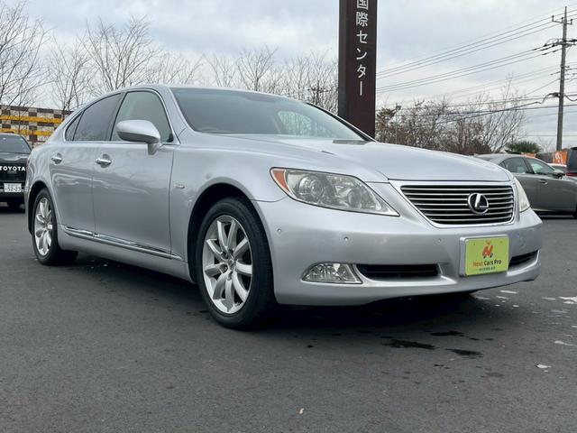 LS LS460 メーカーナビ バックモニター クルーズコントロール メモリー付パワーシート 電動サンシェード スマートキー プッシュスタート ETC 純正アルミ(2枚目)