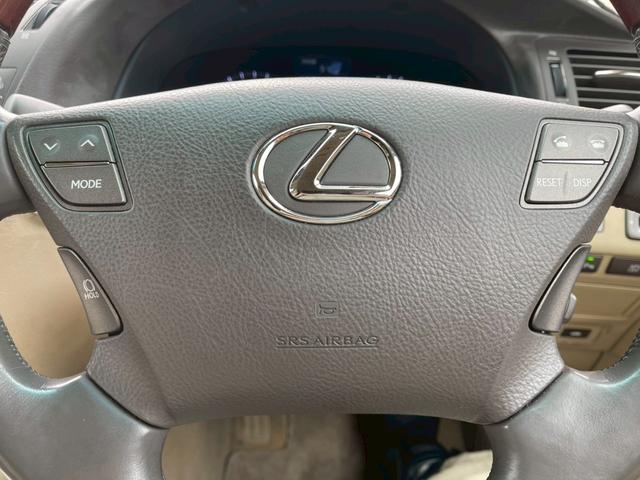 LS LS460 メーカーナビ バックモニター クルーズコントロール メモリー付パワーシート 電動サンシェード スマートキー プッシュスタート ETC 純正アルミ(21枚目)