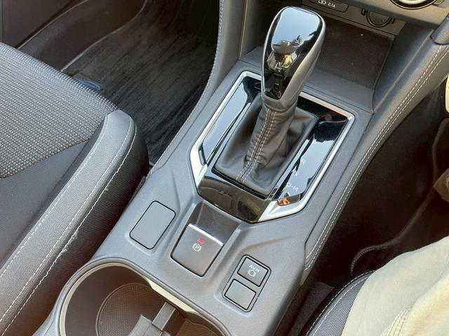 インプレッサスポーツ ２．０ｉ－Ｓアイサイト　純正ナビ　フルセグ　サイドモニター　ＤＩＡＴＯＮＥ　プリクラッシュ　全車速追従クルコン　前後方誤発進抑制　車線逸脱　ステアリング連動ＬＥＤライト　パワーシート　スマートキー　プッシュスタート（23枚目）