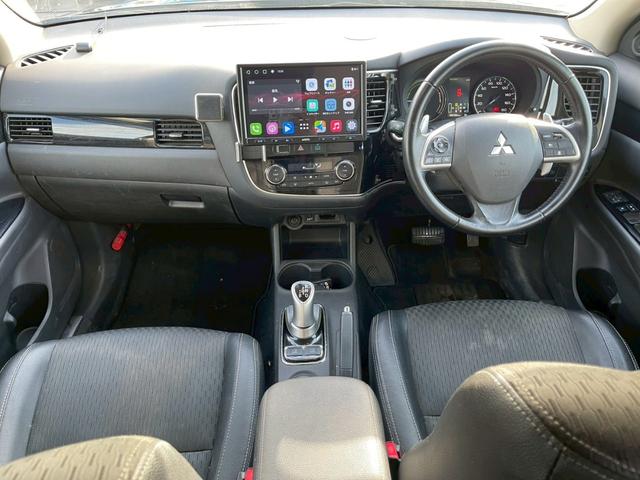 MITSUBISHI OUTLANDER PHEV G NAVI PACKAGE