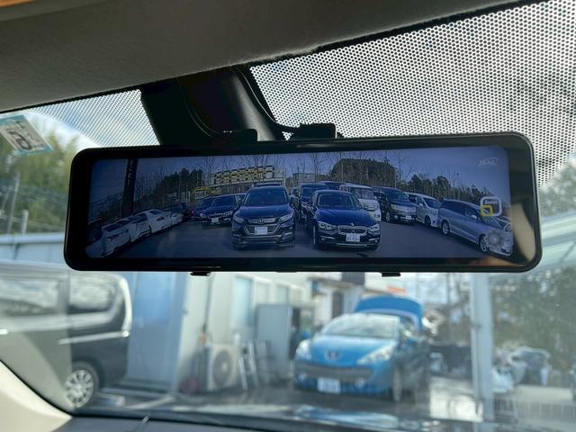 MITSUBISHI OUTLANDER PHEV G NAVI PACKAGE