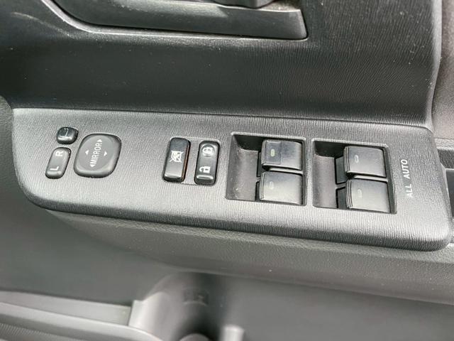 ヴォクシー Ｘ　Ｌエディション　両側パワースライドドア　社外ナビ　フルセグ　バックモニター　キーレス　ＥＴＣ（24枚目）