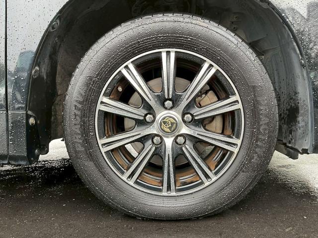 ヴォクシー Ｘ　Ｌエディション　両側パワースライドドア　社外ナビ　フルセグ　バックモニター　キーレス　ＥＴＣ（33枚目）