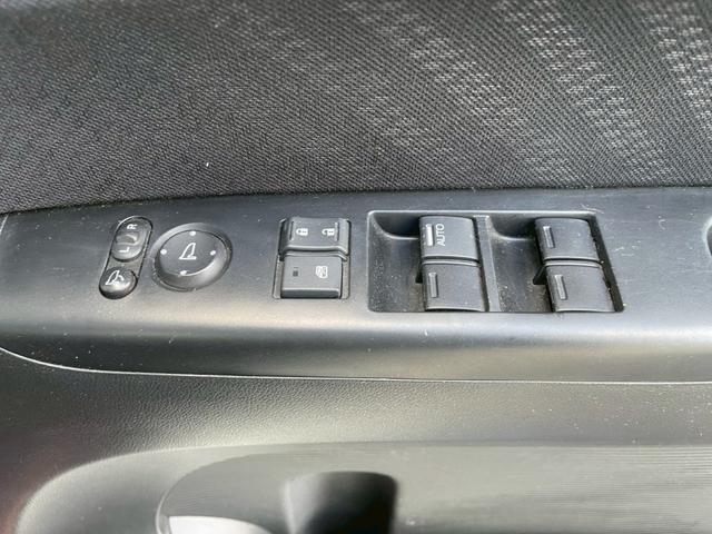 N-BOXカスタム G SSパッケージ 両側パワースライドドア 社外ナビTV バックモニター スマートキー プッシュスタート HIDヘッドライト 純正アルミ(30枚目)