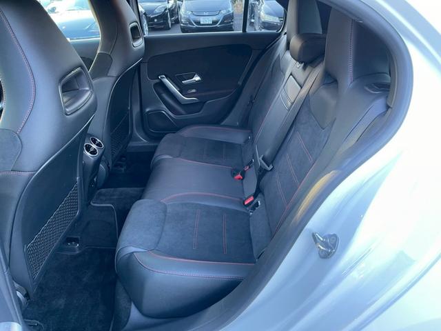 Ａクラス Ａ１８０　ＡＭＧライン　メーカーナビ　フルセグ　バックモニター　メモリー付パワーシート　シートヒーター　ＬＥＤヘッドライト　追従クルーズコントロール　スマートキー　プッシュスタート　ワンオーナー（10枚目）