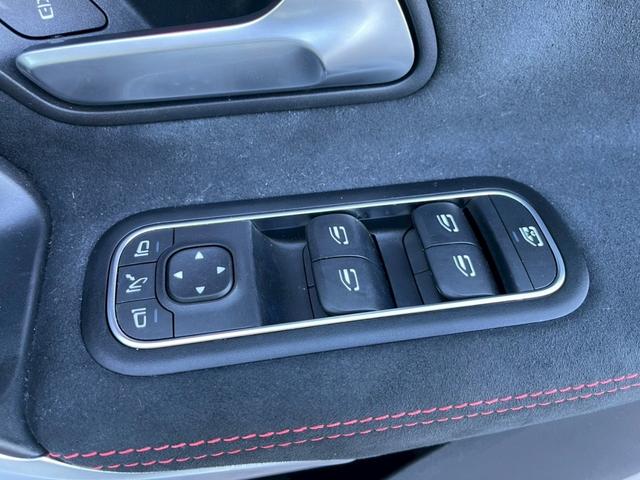 Ａクラス Ａ１８０　ＡＭＧライン　メーカーナビ　フルセグ　バックモニター　メモリー付パワーシート　シートヒーター　ＬＥＤヘッドライト　追従クルーズコントロール　スマートキー　プッシュスタート　ワンオーナー（24枚目）