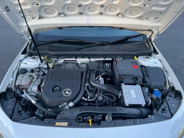 Ａクラス Ａ１８０　ＡＭＧライン　メーカーナビ　フルセグ　バックモニター　メモリー付パワーシート　シートヒーター　ＬＥＤヘッドライト　追従クルーズコントロール　スマートキー　プッシュスタート　ワンオーナー（30枚目）