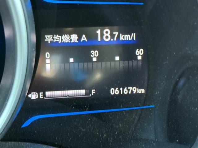 フィットハイブリッド Ｆパッケージ　純正ナビＴＶ　バックモニター　スマートキー　プッシュスタート　ＥＴＣ　ワンオーナー（16枚目）