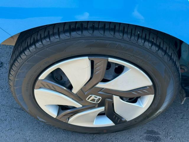 フィットハイブリッド Ｆパッケージ　純正ナビＴＶ　バックモニター　スマートキー　プッシュスタート　ＥＴＣ　ワンオーナー（30枚目）