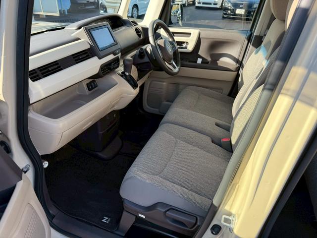 Ｎ－ＢＯＸ Ｇ・スロープＬターボホンダセンシング　両側パワースライドドア　純正ナビ　フルセグ　バックモニター　衝突軽減ブレーキ　追従クルーズコントロール　前後方誤発進抑制　標識認識　車線逸脱　ＬＥＤヘッドライトシートヒーター　車いす専用装備（12枚目）