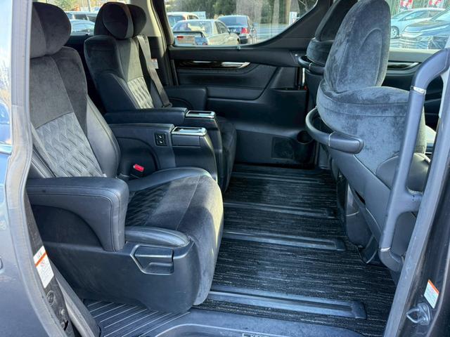 ヴェルファイア ２．５Ｚ　Ｇエディション　メーカーナビ　フルセグ　全周囲Ｍ　ＪＢＬサウンド　両側パワースライドドア　後席モニター　パワーシート　シートヒーター　ステアリングヒーター　クルーズコントロール　ＬＥＤヘッドライト　ワンオーナー（11枚目）