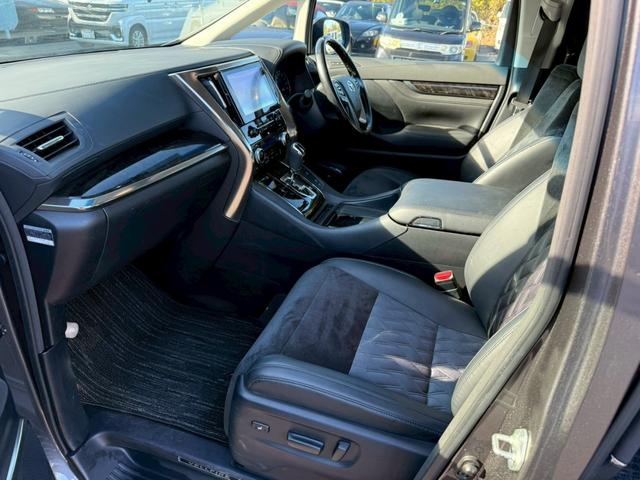 ヴェルファイア ２．５Ｚ　Ｇエディション　メーカーナビ　フルセグ　全周囲Ｍ　ＪＢＬサウンド　両側パワースライドドア　後席モニター　パワーシート　シートヒーター　ステアリングヒーター　クルーズコントロール　ＬＥＤヘッドライト　ワンオーナー（12枚目）