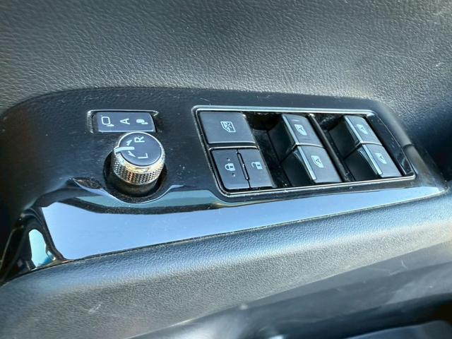 ヴェルファイア ２．５Ｚ　Ｇエディション　メーカーナビ　フルセグ　全周囲Ｍ　ＪＢＬサウンド　両側パワースライドドア　後席モニター　パワーシート　シートヒーター　ステアリングヒーター　クルーズコントロール　ＬＥＤヘッドライト　ワンオーナー（29枚目）