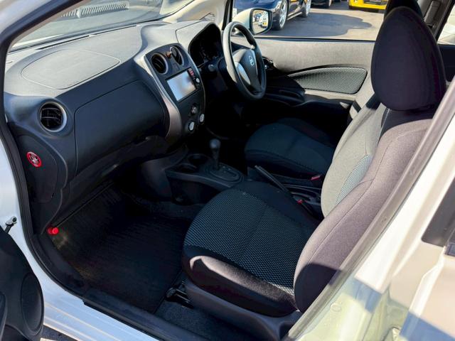 ノート Ｘ　純正ナビ　バックモニター　スマートキー　プッシュスタート　社外アルミ　ＥＴＣ（12枚目）