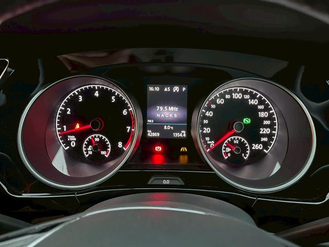 ゴルフトゥーラン ＴＳＩ　Ｒライン　メーカーナビ　フルセグ　バックモニター　追従クルーズコントロール　パークディスタンス　ドライビングプロファイル　パワーバックドア　ＬＥＤヘッドライト　シートヒーター　スマートキー　ワンオーナー（15枚目）