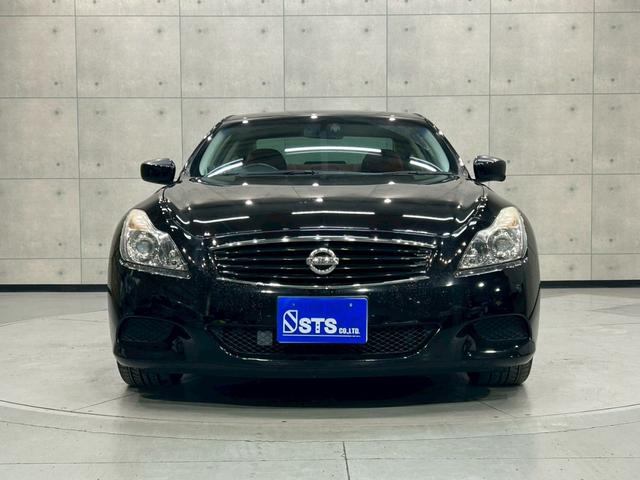 スカイライン 370GT タイプSP 55thリミテッド 6速MT サンルーフ 55th限定色 純正ナビ フルセグTV Bluetooth バックカメラ 純正19インチAW HIDライト リアスポイラー 専用革シート パワーシート クリアランスソナー ETC(7枚目)