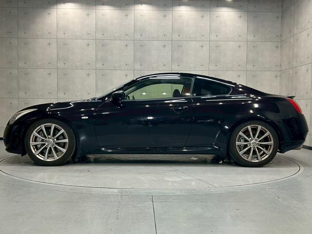 スカイライン 370GT タイプSP 55thリミテッド 6速MT サンルーフ 55th限定色 純正ナビ フルセグTV Bluetooth バックカメラ 純正19インチAW HIDライト リアスポイラー 専用革シート パワーシート クリアランスソナー ETC(18枚目)