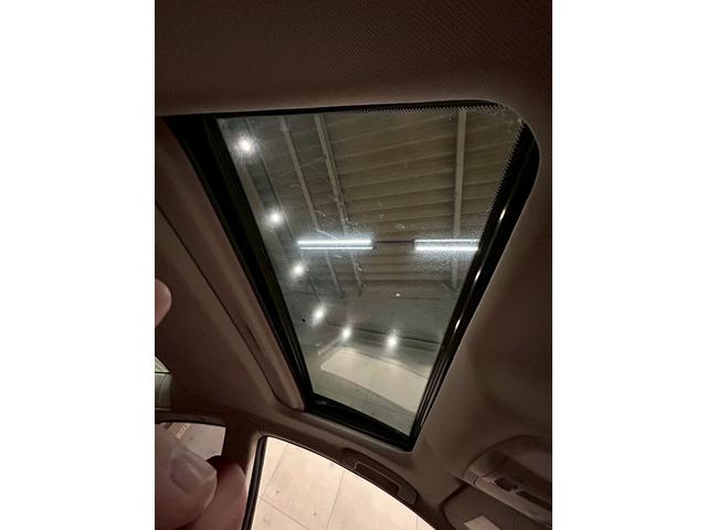 スカイライン 370GT タイプSP 55thリミテッド 6速MT サンルーフ 55th限定色 純正ナビ フルセグTV Bluetooth バックカメラ 純正19インチAW HIDライト リアスポイラー 専用革シート パワーシート クリアランスソナー ETC(34枚目)