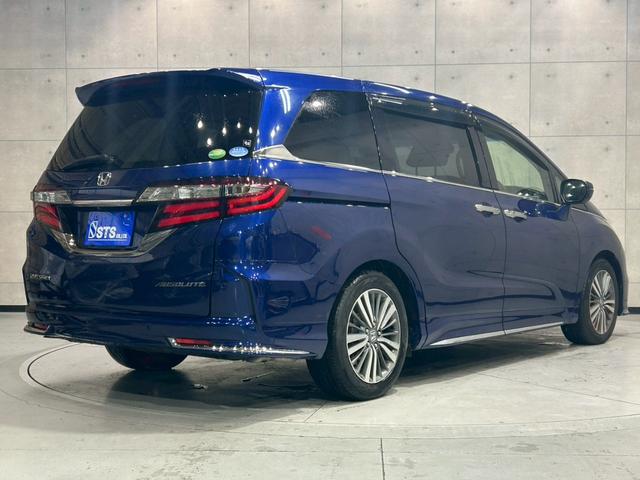 オデッセイ アブソルート・ホンダセンシング　７人乗り　両側パワスラ　純正ナビ　フルセグＴＶ　Ｂｌｕｅｔｏｏｔｈ　アラウンドビューモニター　フリップダウンモニター　黒ハーフレザーシート　パワーシート　ＬＥＤライト　ワンオーナー　スペアキー　ＥＴＣ（14枚目）