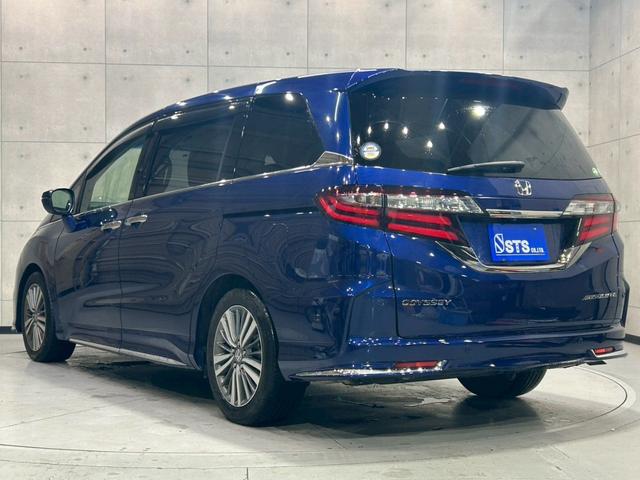 オデッセイ アブソルート・ホンダセンシング　７人乗り　両側パワスラ　純正ナビ　フルセグＴＶ　Ｂｌｕｅｔｏｏｔｈ　アラウンドビューモニター　フリップダウンモニター　黒ハーフレザーシート　パワーシート　ＬＥＤライト　ワンオーナー　スペアキー　ＥＴＣ（18枚目）