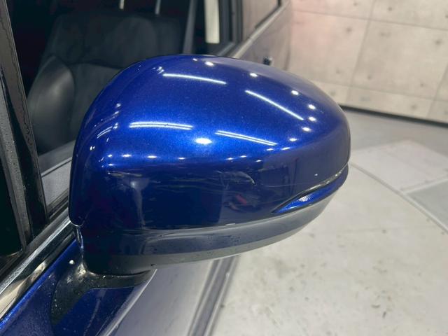 オデッセイ アブソルート・ホンダセンシング　７人乗り　両側パワスラ　純正ナビ　フルセグＴＶ　Ｂｌｕｅｔｏｏｔｈ　アラウンドビューモニター　フリップダウンモニター　黒ハーフレザーシート　パワーシート　ＬＥＤライト　ワンオーナー　スペアキー　ＥＴＣ（22枚目）