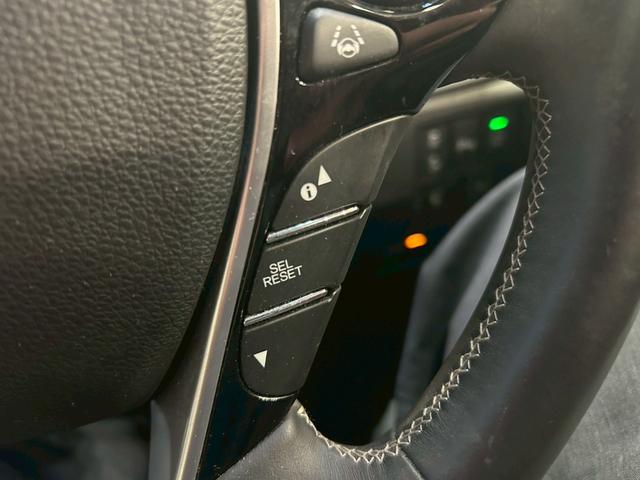 オデッセイ アブソルート・ホンダセンシング　７人乗り　両側パワスラ　純正ナビ　フルセグＴＶ　Ｂｌｕｅｔｏｏｔｈ　アラウンドビューモニター　フリップダウンモニター　黒ハーフレザーシート　パワーシート　ＬＥＤライト　ワンオーナー　スペアキー　ＥＴＣ（30枚目）