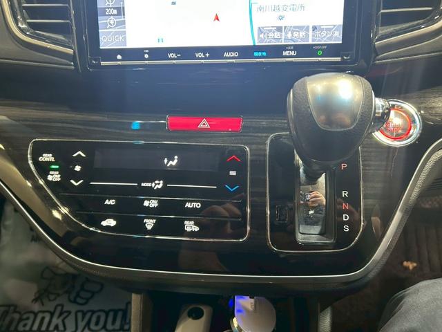 オデッセイ アブソルート・ホンダセンシング　７人乗り　両側パワスラ　純正ナビ　フルセグＴＶ　Ｂｌｕｅｔｏｏｔｈ　アラウンドビューモニター　フリップダウンモニター　黒ハーフレザーシート　パワーシート　ＬＥＤライト　ワンオーナー　スペアキー　ＥＴＣ（39枚目）