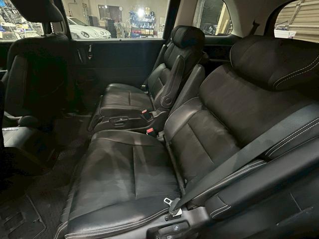 オデッセイ アブソルート・ホンダセンシング　７人乗り　両側パワスラ　純正ナビ　フルセグＴＶ　Ｂｌｕｅｔｏｏｔｈ　アラウンドビューモニター　フリップダウンモニター　黒ハーフレザーシート　パワーシート　ＬＥＤライト　ワンオーナー　スペアキー　ＥＴＣ（54枚目）