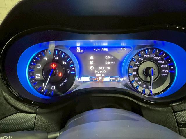 クライスラー・３００ ３００Ｓ　純正ナビ　フルセグＴＶ　Ｂｌｕｅｔｏｏｔｈ　バックカメラ　　フォグ　純正２０インチＡＷ　黒レザーシート　電動シート　シートヒーター　レーダークルーズ　クリアランスソナー　ドラレコ　スマートキー　ＥＴＣ（23枚目）