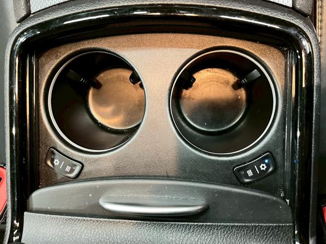 クライスラー・３００ ３００Ｓ　純正ナビ　フルセグＴＶ　Ｂｌｕｅｔｏｏｔｈ　バックカメラ　　フォグ　純正２０インチＡＷ　黒レザーシート　電動シート　シートヒーター　レーダークルーズ　クリアランスソナー　ドラレコ　スマートキー　ＥＴＣ（42枚目）