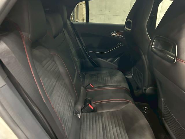 ＣＬＡクラス シューティングブレーク ＣＬＡ１８０　シューティングブレーク　スポーツ　レーダーセーフティＰＫＧ　純正ナビ　ＤＴＶ　ＢＴ接続　バックカメラ　ＨＩＤヘッドライト　パワーバックドア　純正１８インチＡＷ　ハーフレザーシート　シートヒーター　レーダークルーズ　キーレスゴー　ＥＴＣ（56枚目）