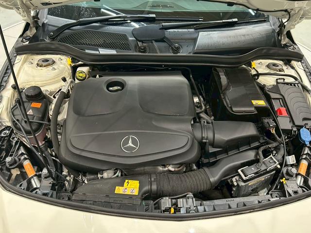 ＣＬＡクラス シューティングブレーク ＣＬＡ１８０　シューティングブレーク　スポーツ　レーダーセーフティＰＫＧ　純正ナビ　ＤＴＶ　ＢＴ接続　バックカメラ　ＨＩＤヘッドライト　パワーバックドア　純正１８インチＡＷ　ハーフレザーシート　シートヒーター　レーダークルーズ　キーレスゴー　ＥＴＣ（61枚目）