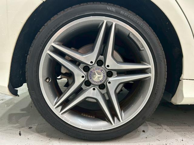 ＣＬＡクラス シューティングブレーク ＣＬＡ１８０　シューティングブレーク　スポーツ　レーダーセーフティＰＫＧ　純正ナビ　ＤＴＶ　ＢＴ接続　バックカメラ　ＨＩＤヘッドライト　パワーバックドア　純正１８インチＡＷ　ハーフレザーシート　シートヒーター　レーダークルーズ　キーレスゴー　ＥＴＣ（65枚目）