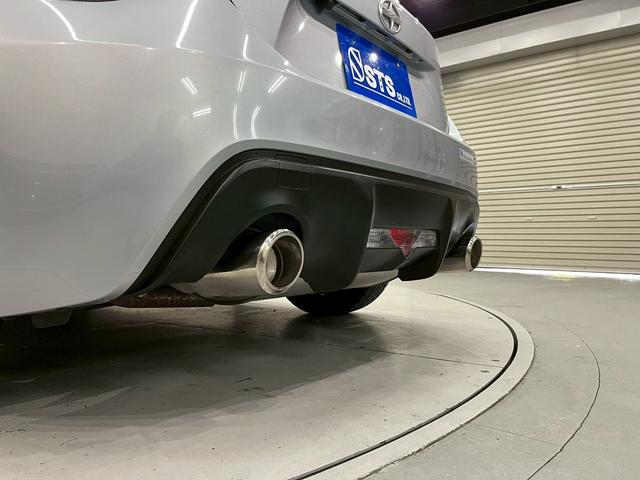 ８６ スタイルＣｂ　純正ナビ　フルセグＴＶ　Ｂｌｕｅｔｏｏｔｈ　バックモニター　ＨＩＤヘッドライト　フォグ　純正１７インチアルミ　ハーフレザーシート　革巻きステア　パドルシフト　スマートキー　ＥＴＣ　実走行１．７万キロ台（20枚目）