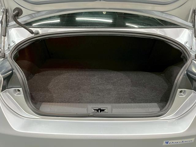 ８６ スタイルＣｂ　純正ナビ　フルセグＴＶ　Ｂｌｕｅｔｏｏｔｈ　バックモニター　ＨＩＤヘッドライト　フォグ　純正１７インチアルミ　ハーフレザーシート　革巻きステア　パドルシフト　スマートキー　ＥＴＣ　実走行１．７万キロ台（53枚目）