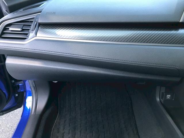 シビック ハッチバック　６速ＭＴ　ＨＫＳマフラー　ＢＬＩＴＺエアインテークパイプ　エアロ　Ｇａｔｈｅｒｓナビ　Ａｐｐｌｅｃａｒｐｌａｙ　Ｂｌｕｅｔｏｏｔｈ　ＴＶ　純正１８ＡＷ　前後ドラレコ　レーダークルーズ　衝突軽減　ＥＴＣ（39枚目）