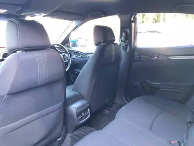 シビック ハッチバック　６速ＭＴ　ＨＫＳマフラー　ＢＬＩＴＺエアインテークパイプ　エアロ　Ｇａｔｈｅｒｓナビ　Ａｐｐｌｅｃａｒｐｌａｙ　Ｂｌｕｅｔｏｏｔｈ　ＴＶ　純正１８ＡＷ　前後ドラレコ　レーダークルーズ　衝突軽減　ＥＴＣ（56枚目）